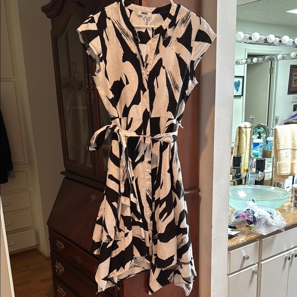 DKNY Black and White Asymmetrical Sundress with Flutter Sleeves